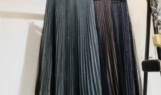 歌词中有亮晶晶的歌曲 钻石钻石亮晶晶